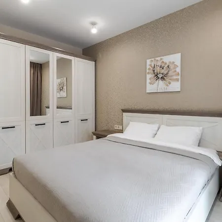 Apartment Magic 31 *